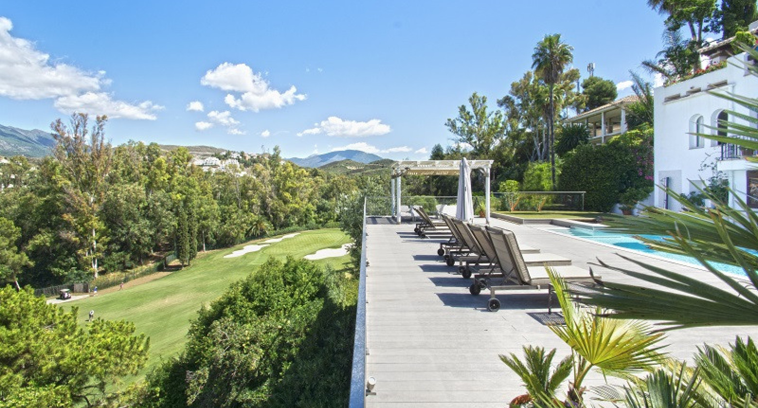 Spanish-Style Villa on Frontline Golf with Panoramic Views!