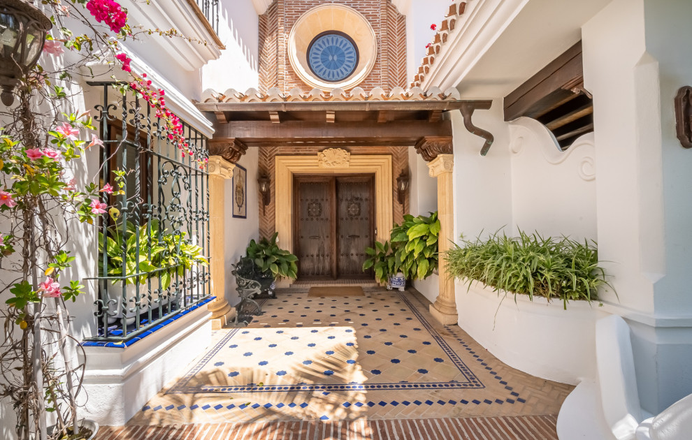 Stunning Villa in Bahía de Marbella