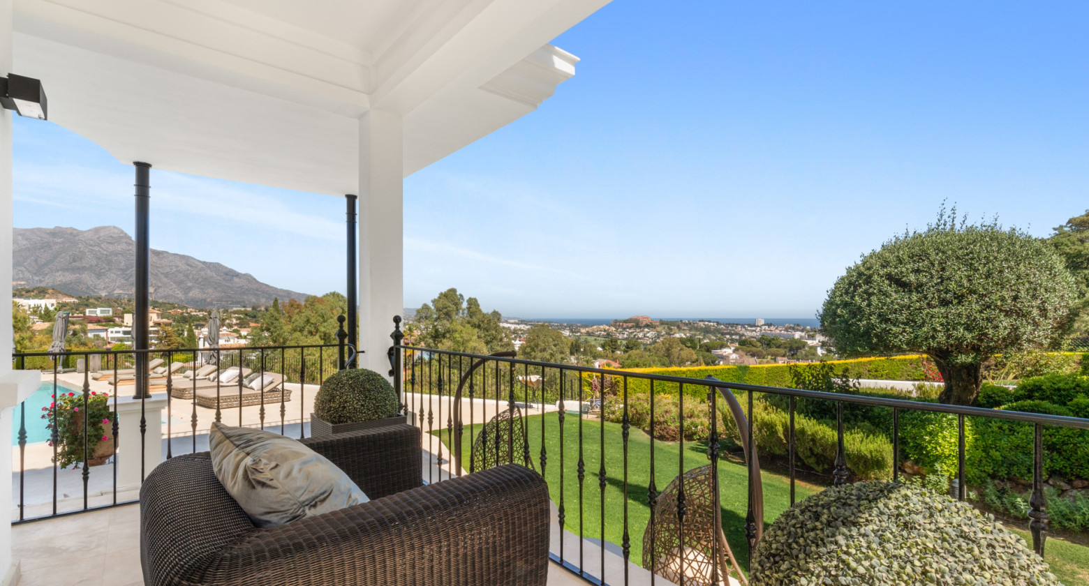 Villa in El Herrojo Alto, Benahavis