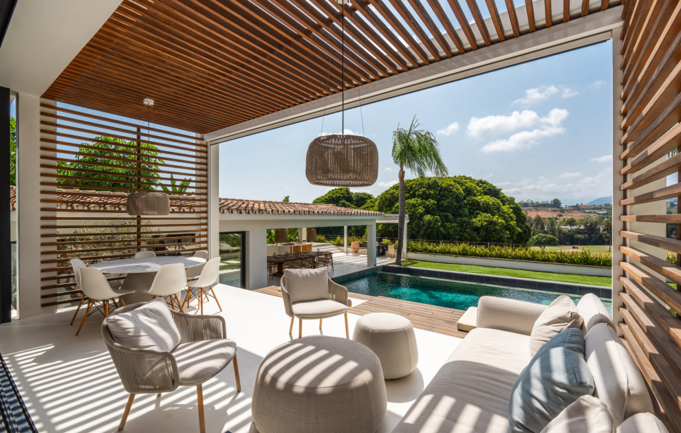 Villa in Nueva Andalucia