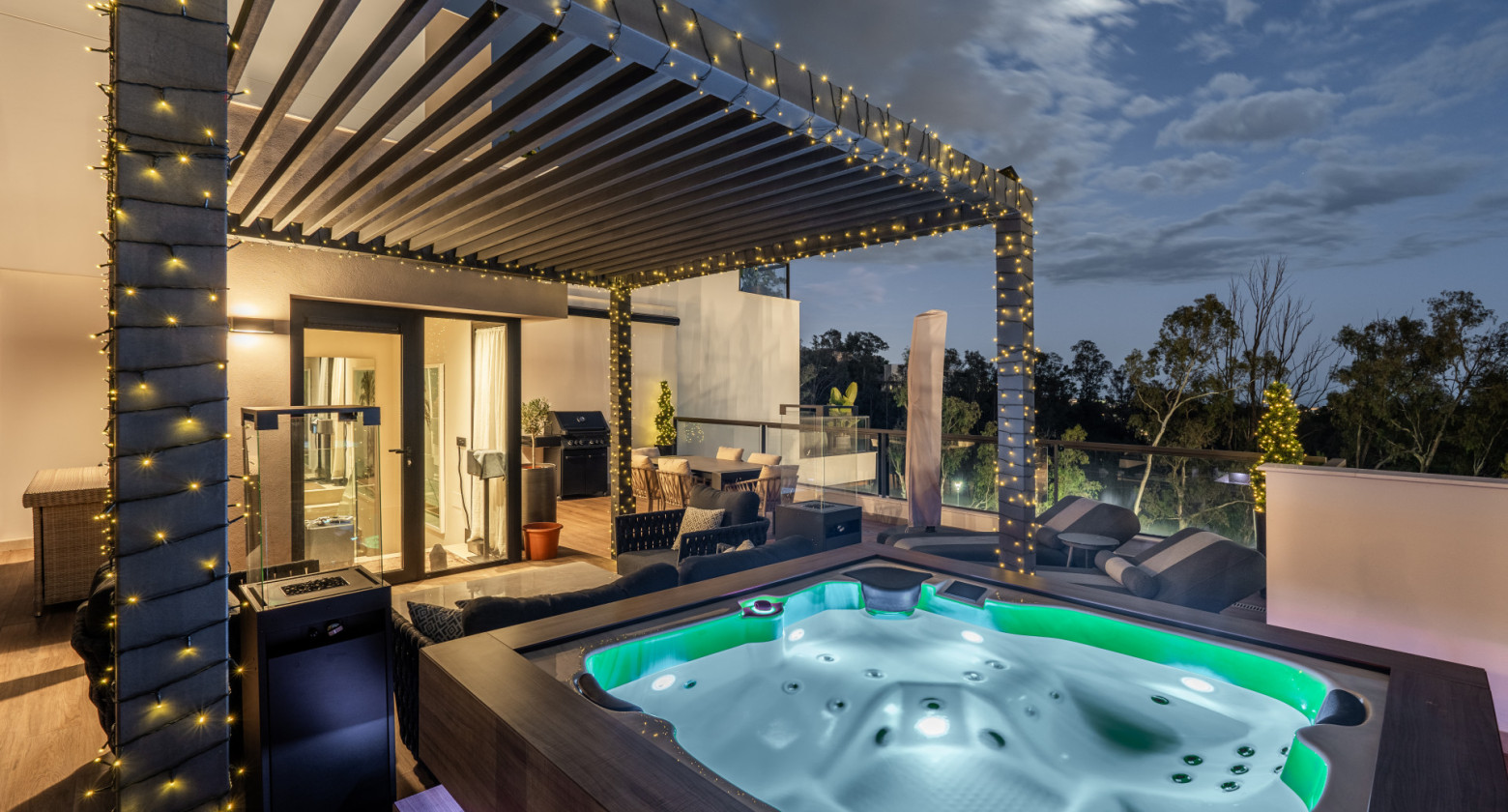 Apartment in Nueva Andalucia, Marbella