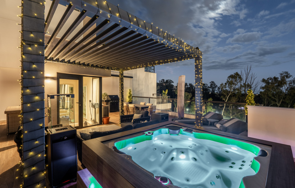 Apartment in Nueva Andalucia, Marbella