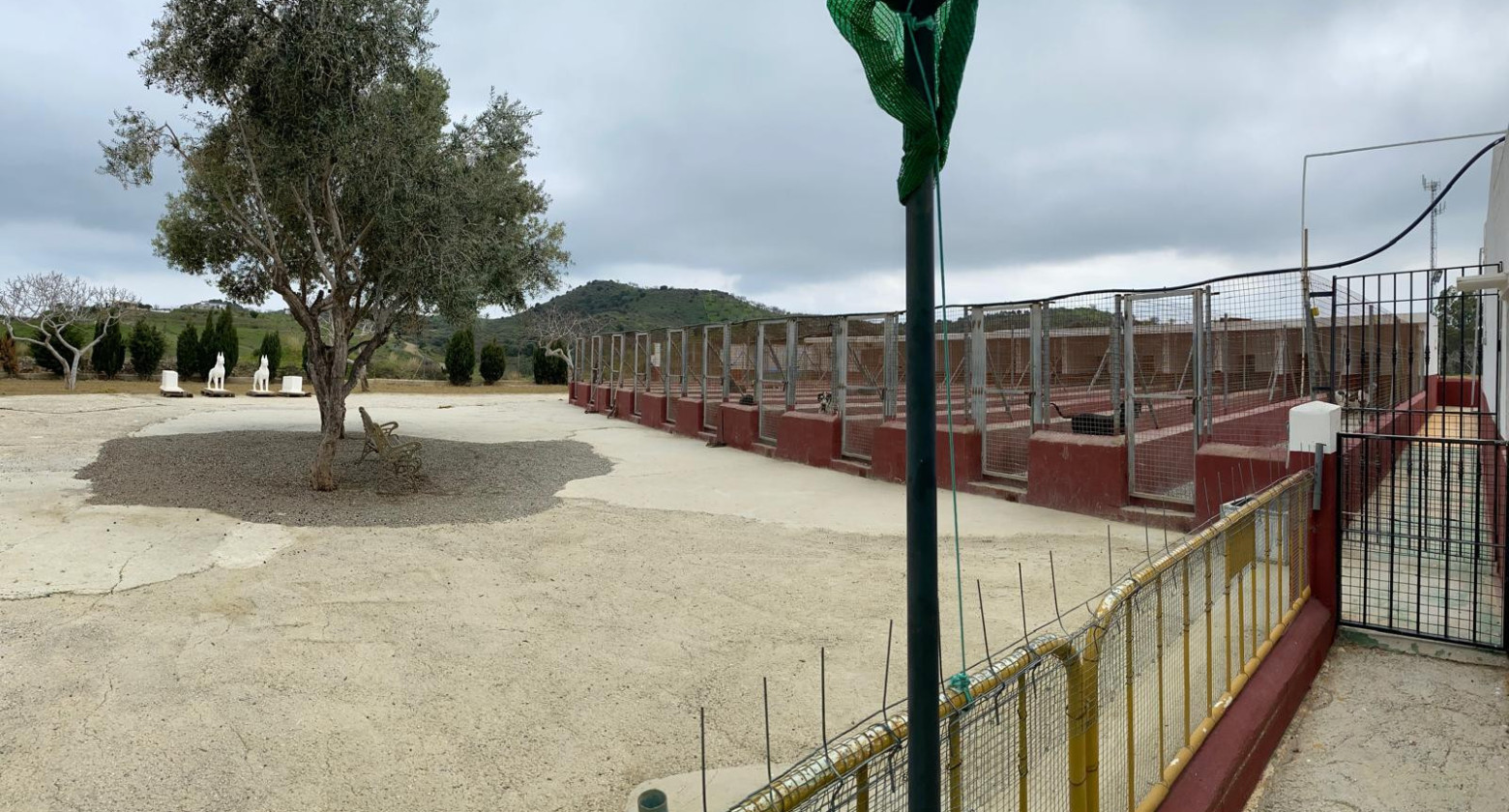 Terreno con licencia de vínculo  zoologico Mijas