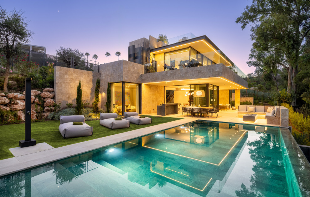 Villa in La Cerquila, Marbella