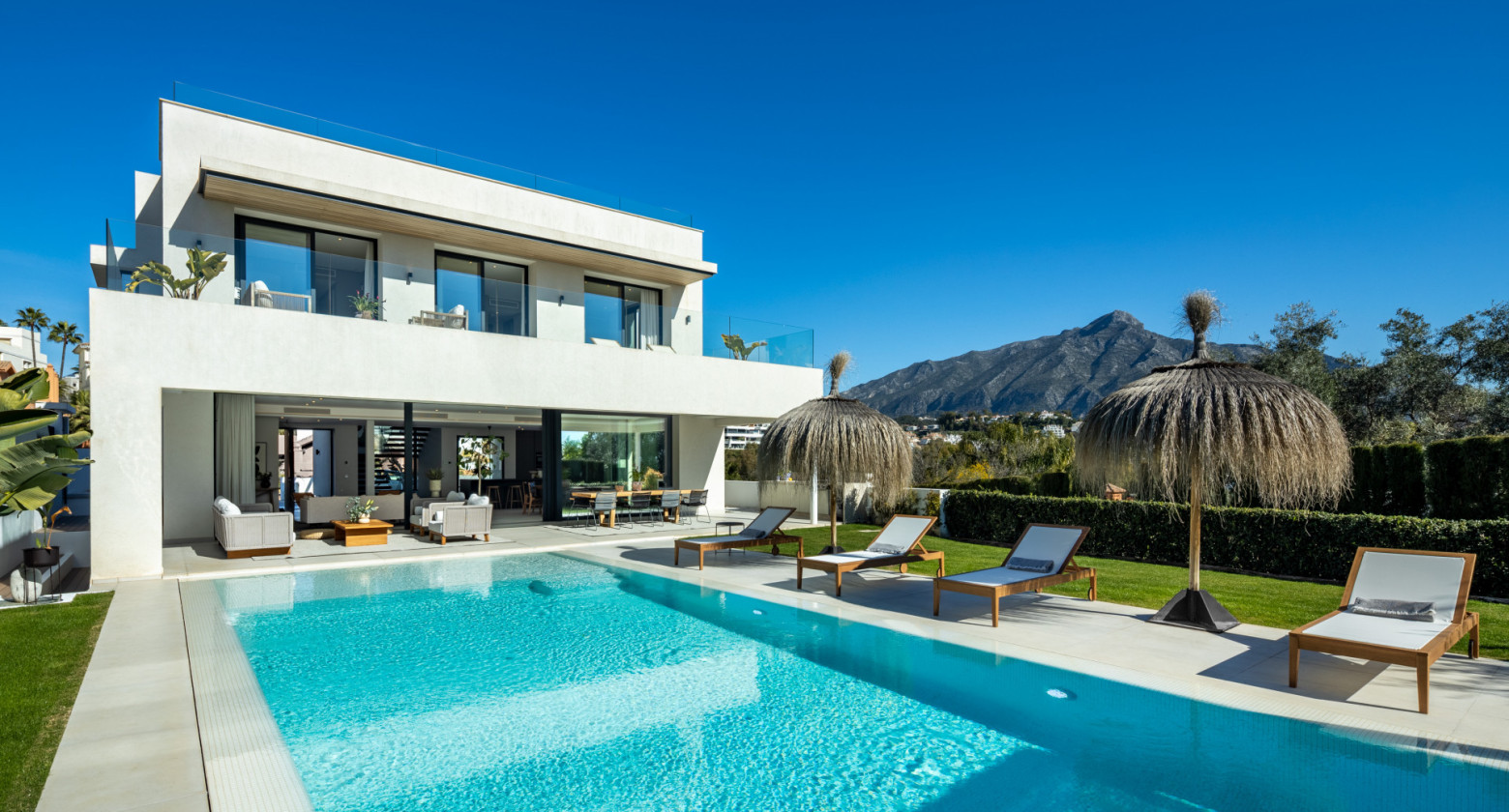 Villa in La Cerquilla, Marbella