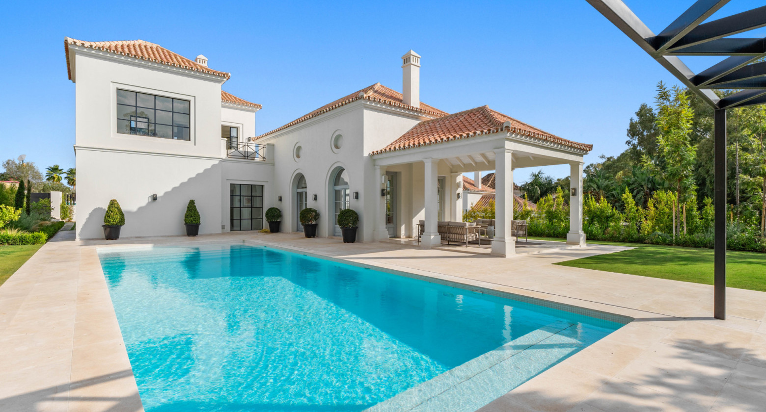 Charming mediterranean villa in Nueva Andalucia, Marbella