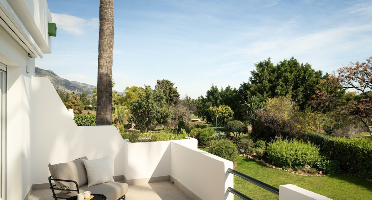 Adosada en Los Algarrobos, Marbella
