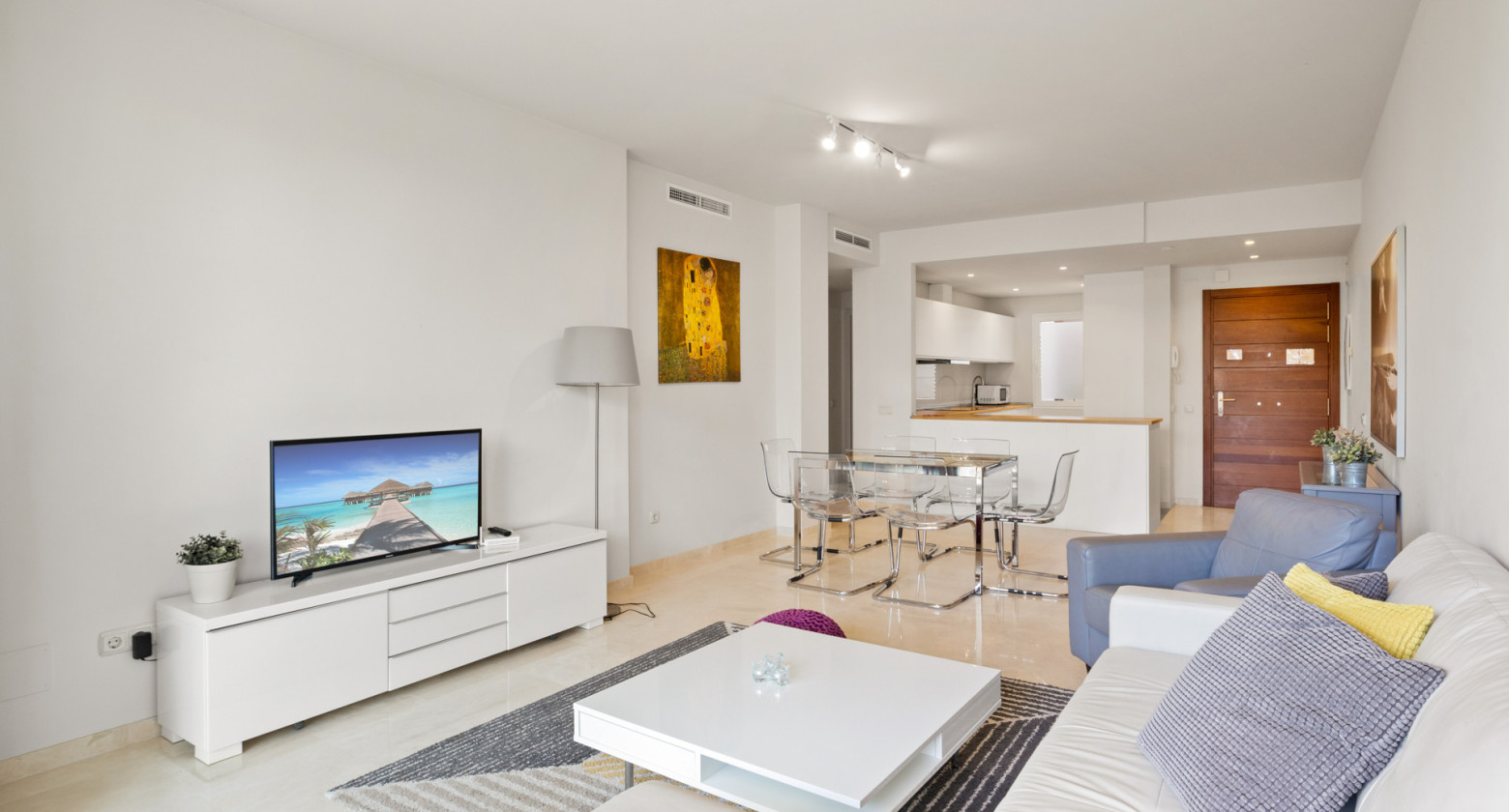 Charming Ground-Floor Apartment with Garden in Alcazaba Hills, Estepona