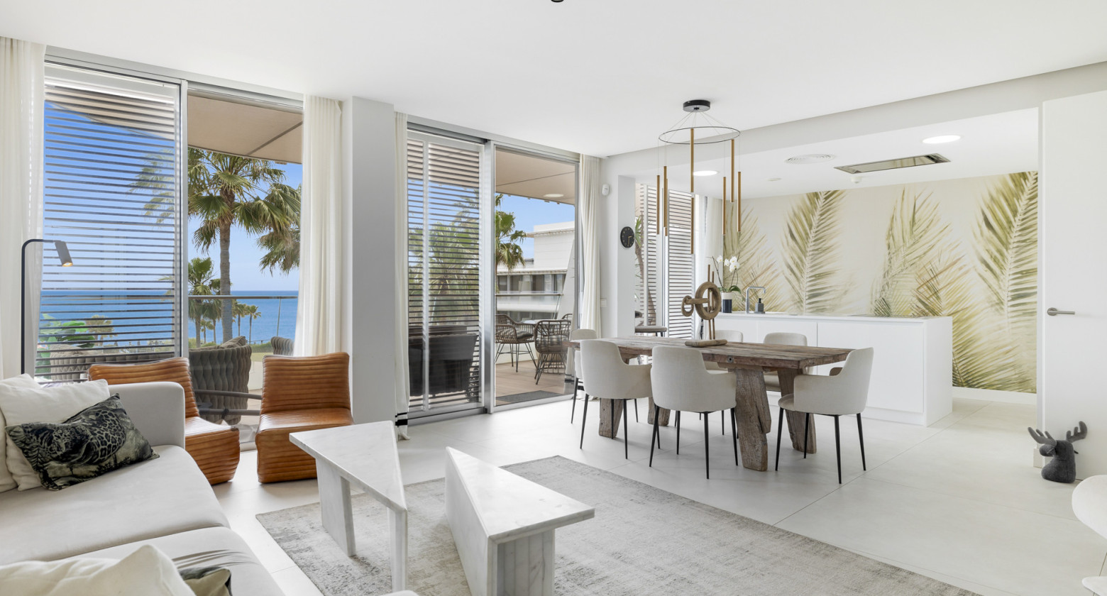 Exceptional apartment in The Edge, Estepona