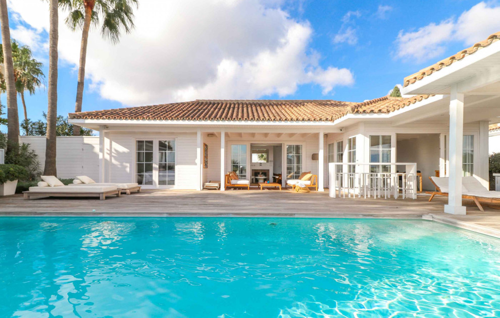 Charming single-level villa in La Alqueria, Benahavis