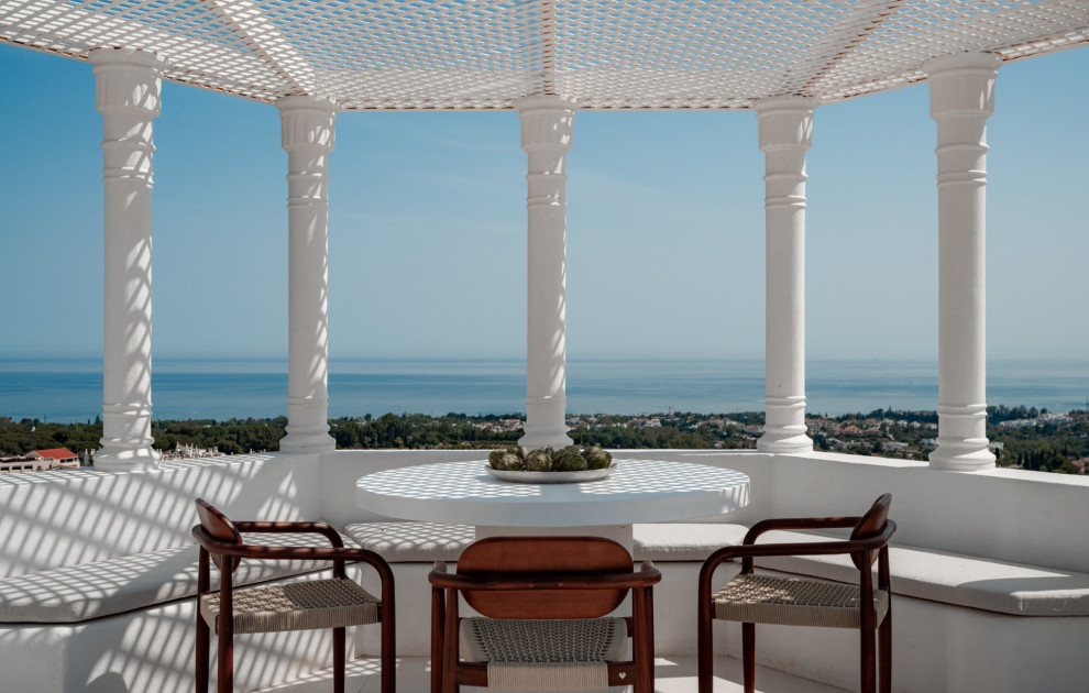 Duplex penthouse in Golden Mile, Marbella