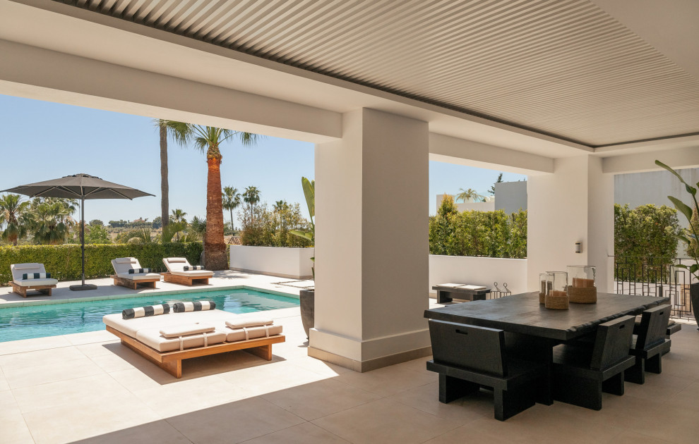 Contemporary villa in Nueva Andalucia, Marbella