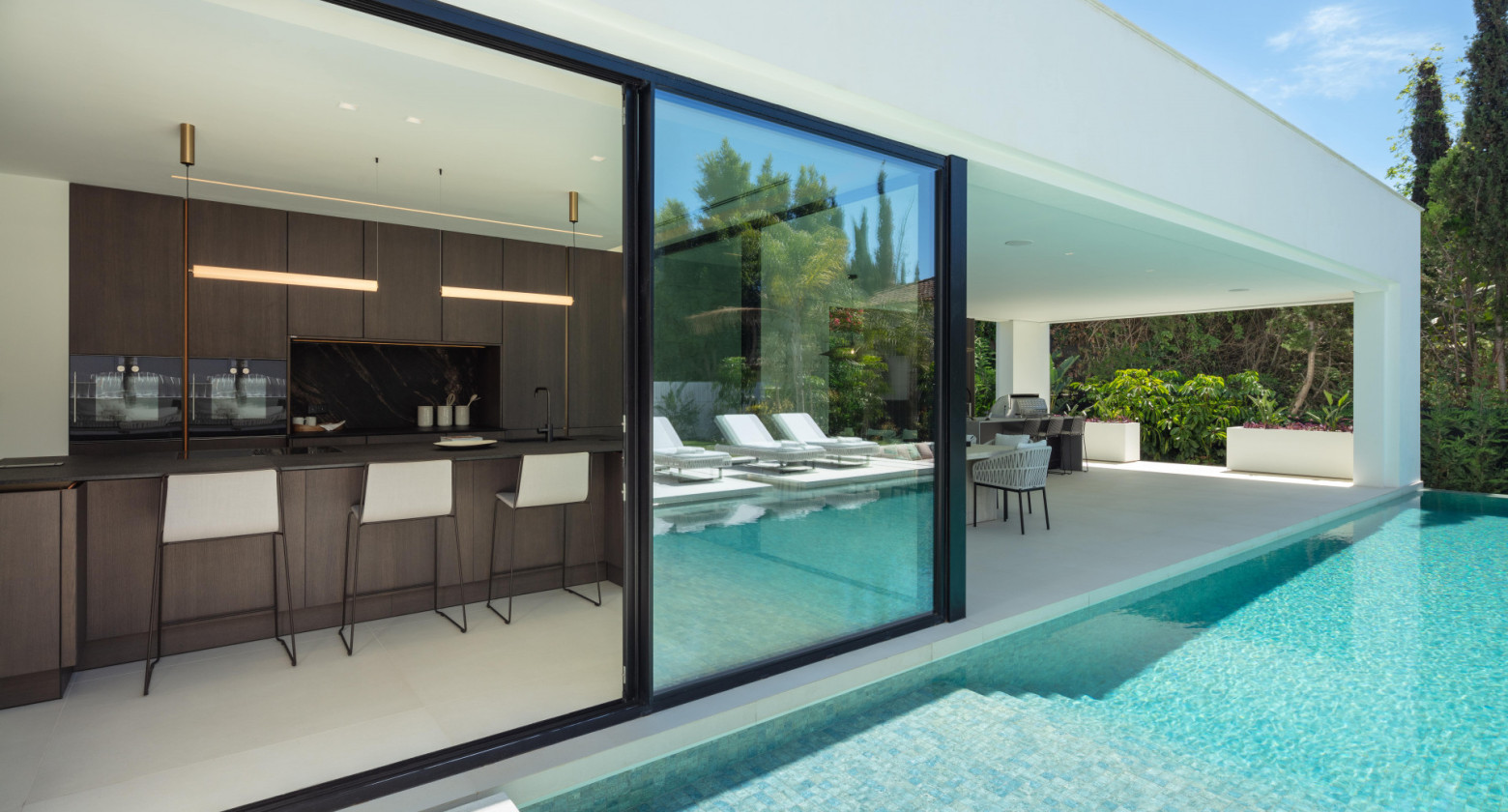 Modern luxury villa in Nueva Andalucia, Marbella
