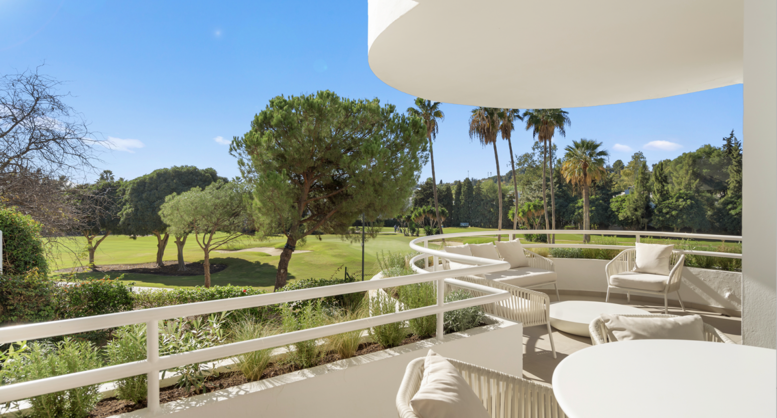 Modern Renovated Apartment for Sale in Nueva Andalucía
