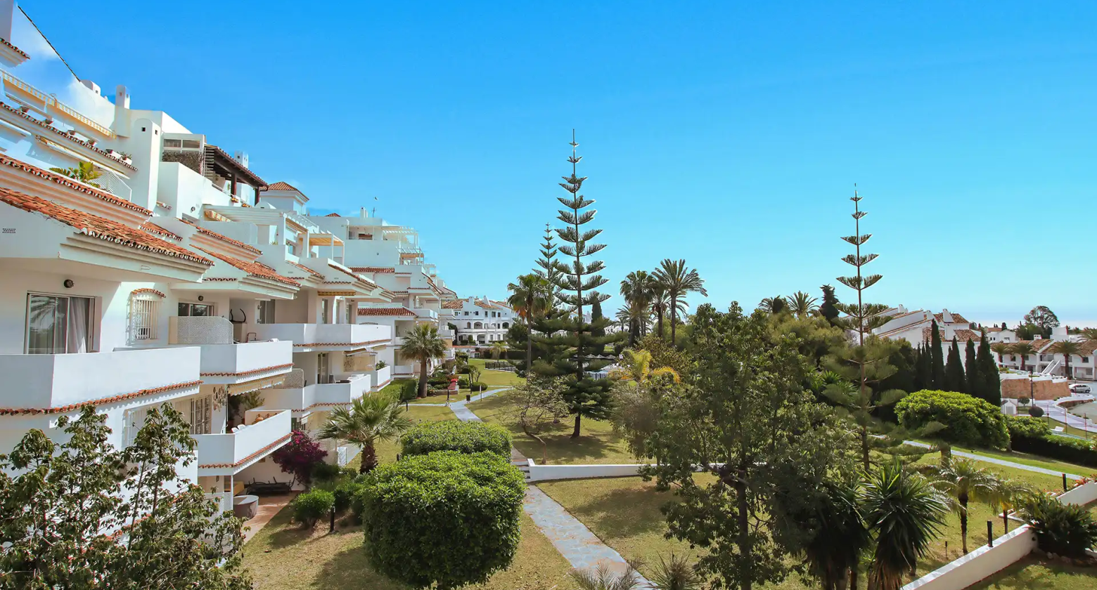 Apartment for Sale in Royal Garden – Sophisticated Living in the Heart of Marbella