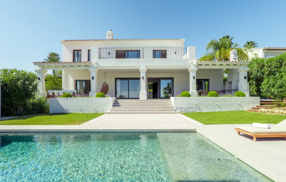 Mediterranean Eleganct Villa in Nueva Andalucía, Marbella