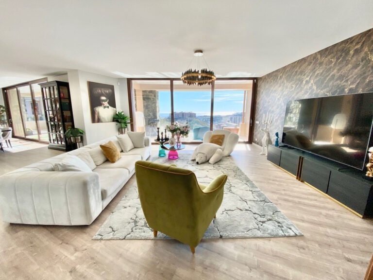 Appartement en étage intermédiaire – Benahavís