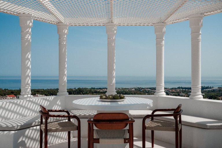 Penthouse duplex – The Golden Mile