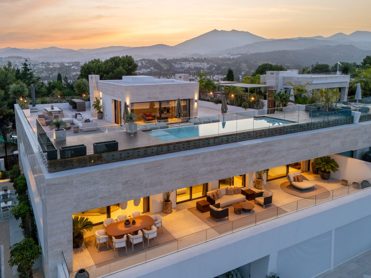 Villa – Chalet — Marbella