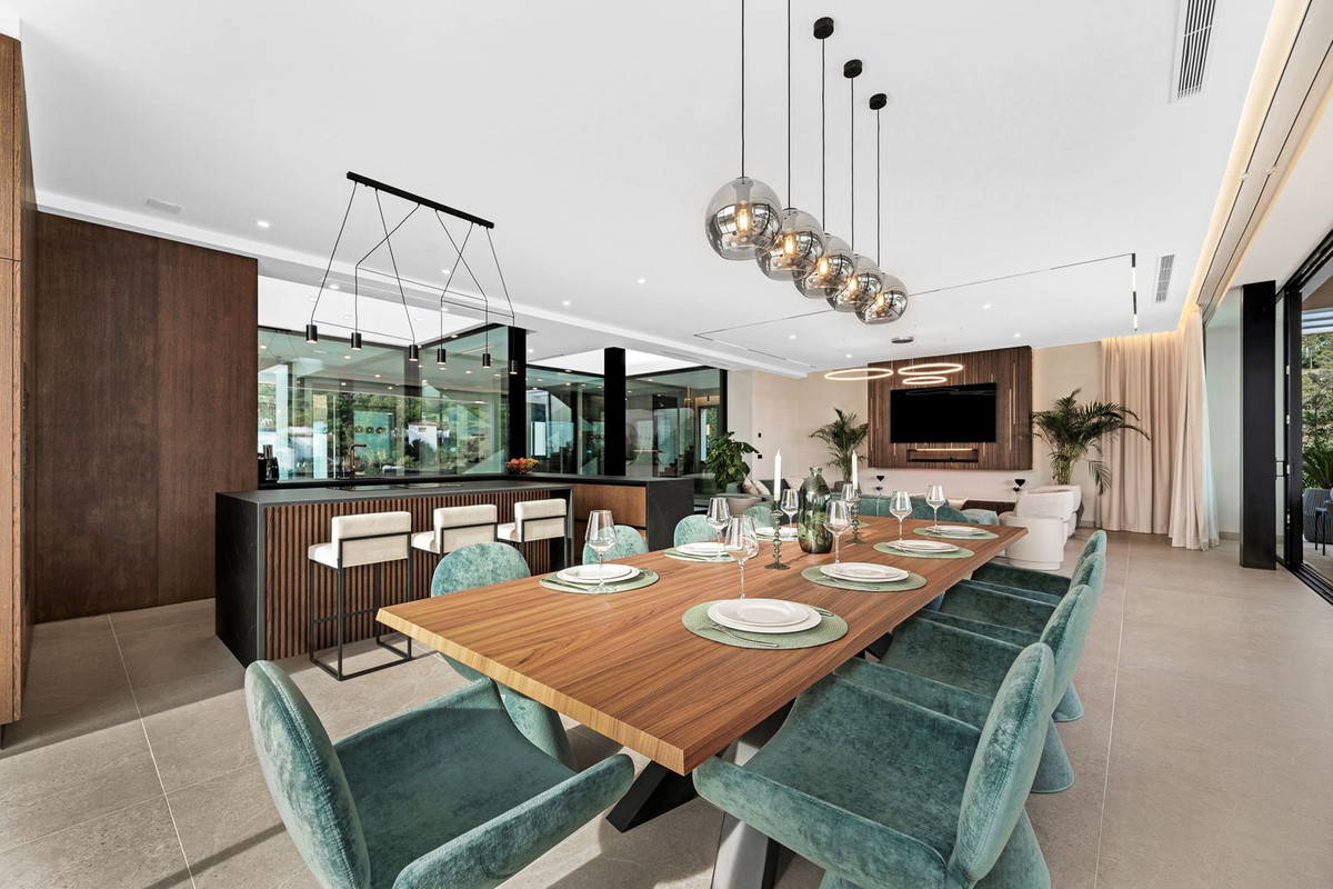 Villa – Chalet — El Madroñal