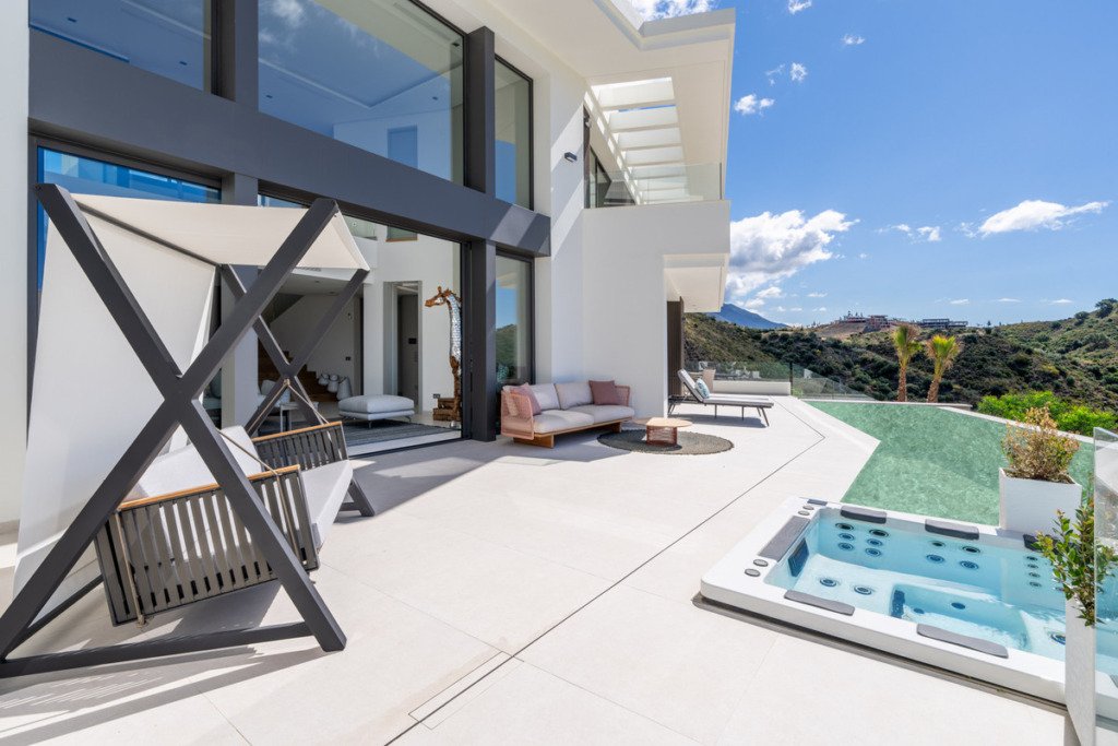 Detached Villa — Benahavís