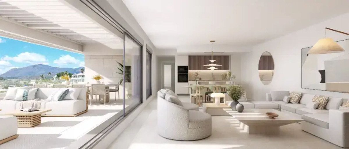 Apartamento Planta Media — Estepona