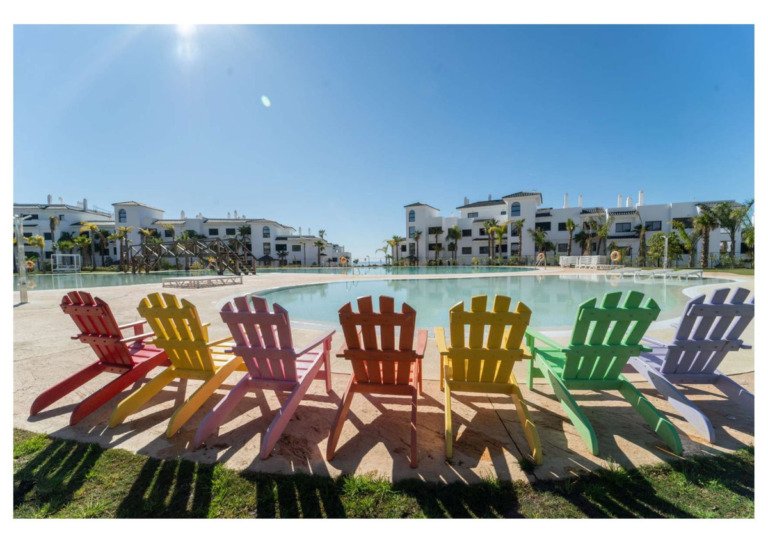 Апартамент нижний этаж — Estepona