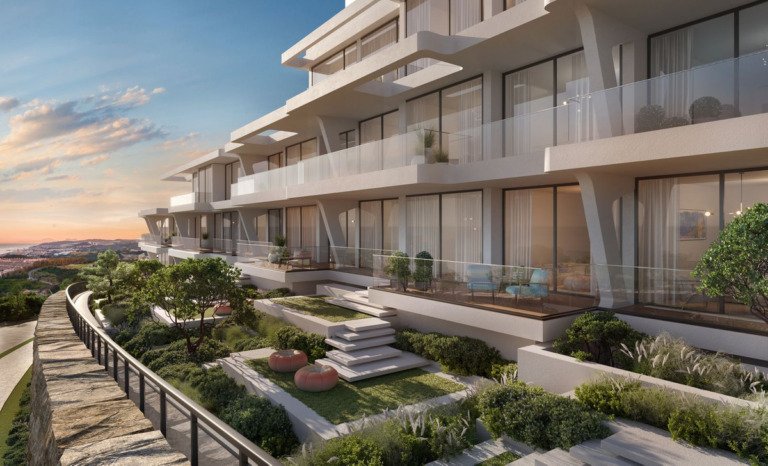 Middle Floor Apartment — Casares