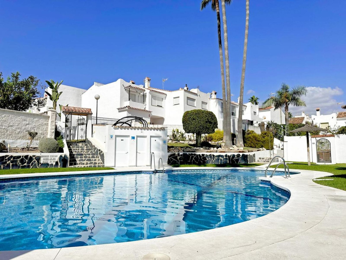 Adosada — Estepona