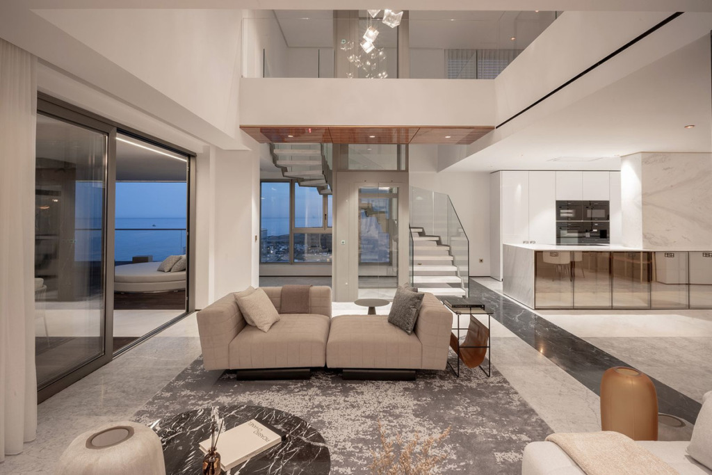 Middle Floor Apartment — Málaga