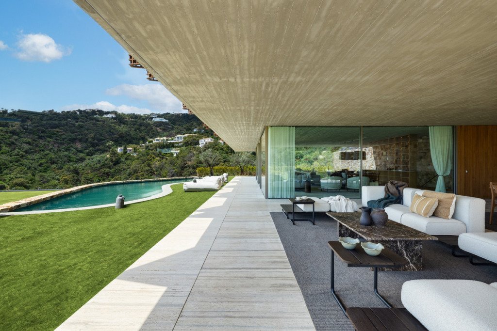 Detached Villa — El Madroñal