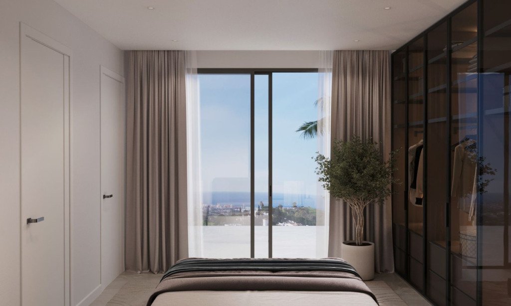 Апартамент нижний этаж — Estepona