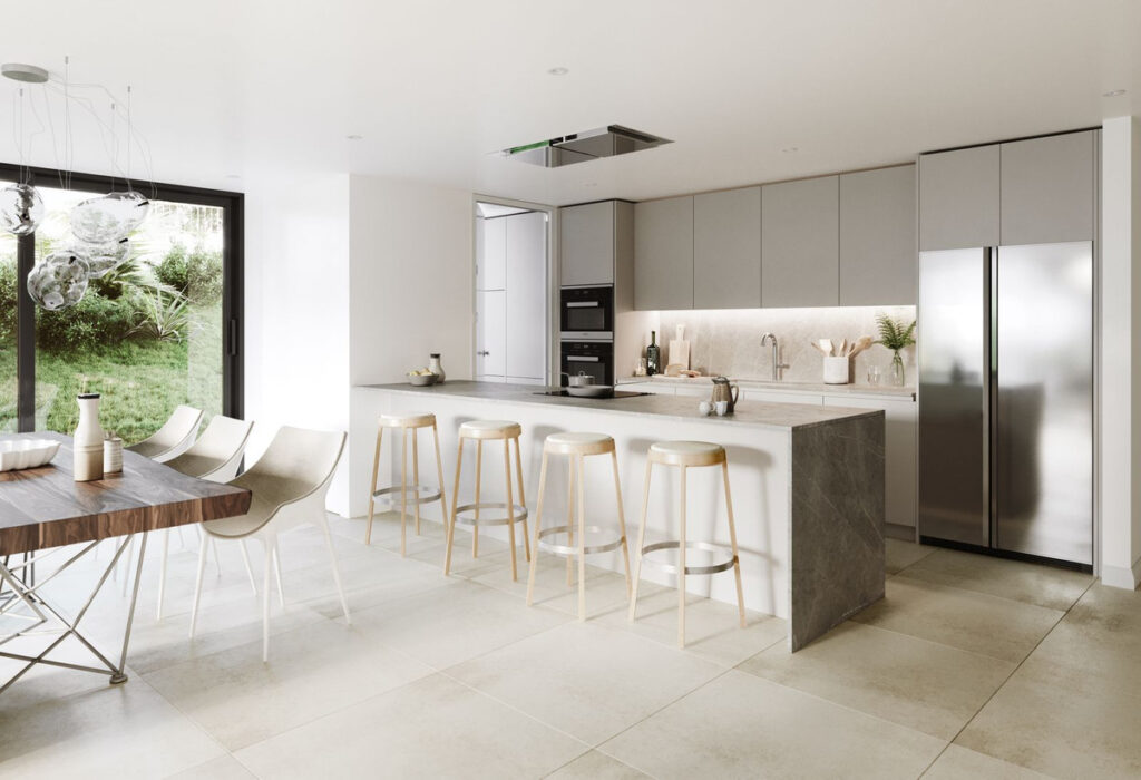 Middle Floor Apartment — New Golden Mile