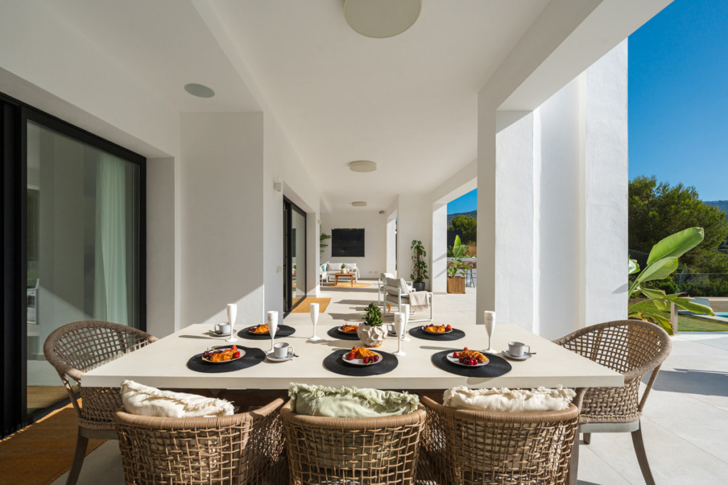 Detached Villa — Elviria