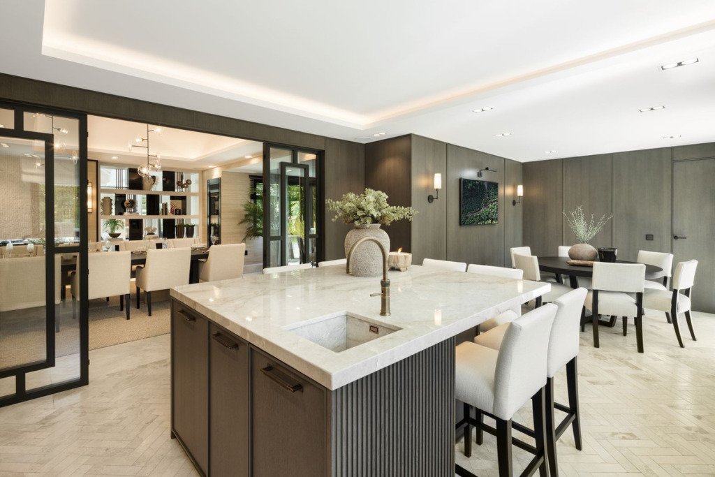 Villa – Chalet — Nueva Andalucía
