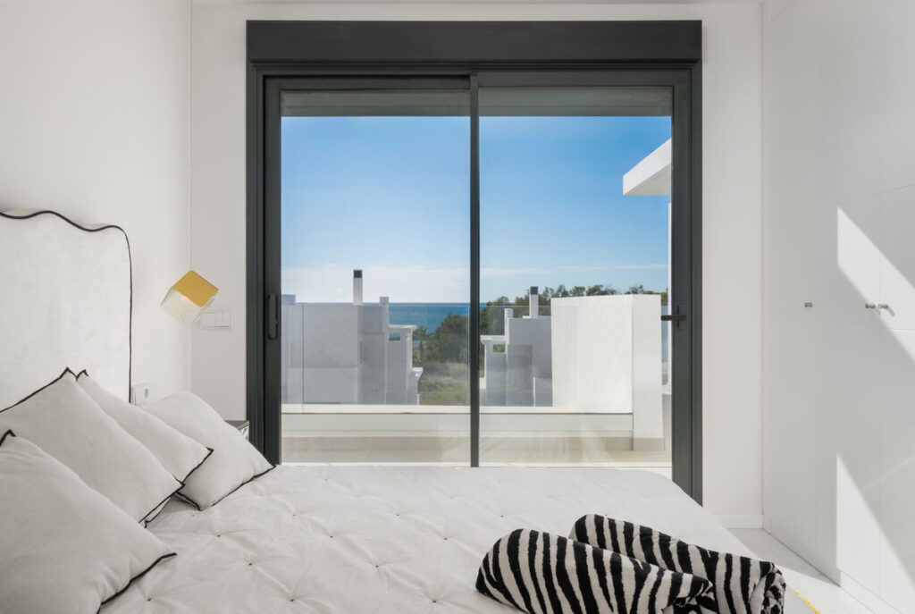 Top Floor Apartment — Estepona