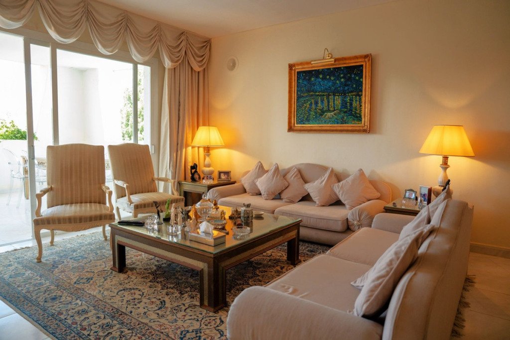 Apartamento Planta Media — Puerto Banús
