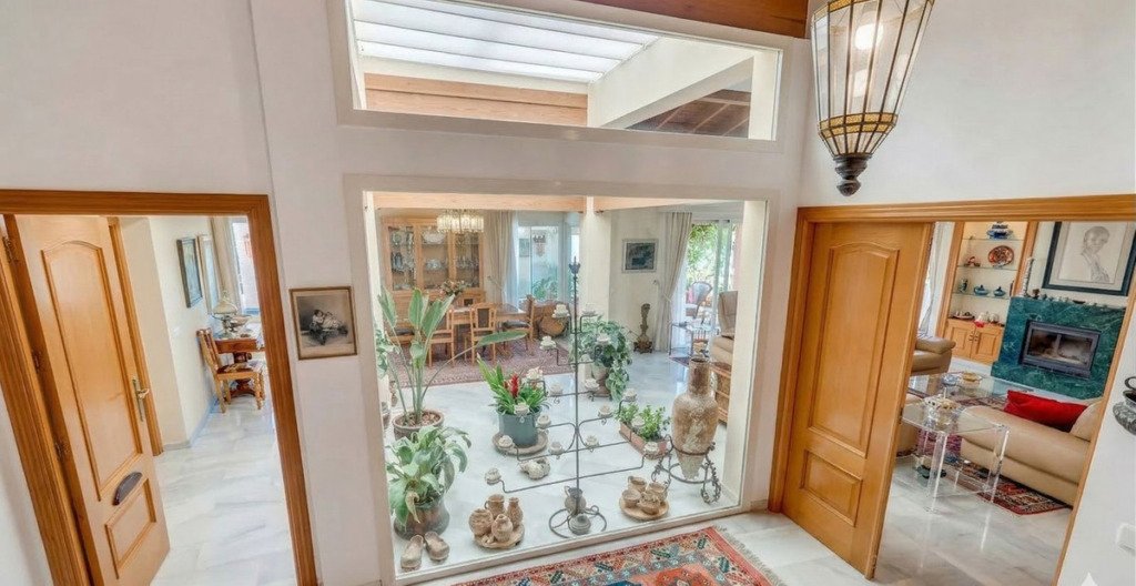Detached Villa — Benahavís