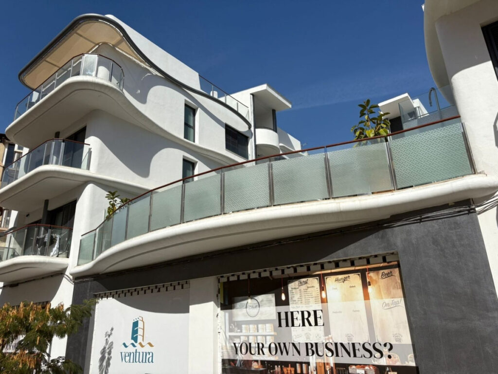 Бизнес — Estepona
