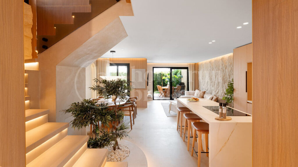 Villa – Chalet — Puerto Banús