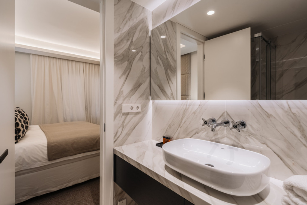 Middle Floor Apartment — The Golden Mile