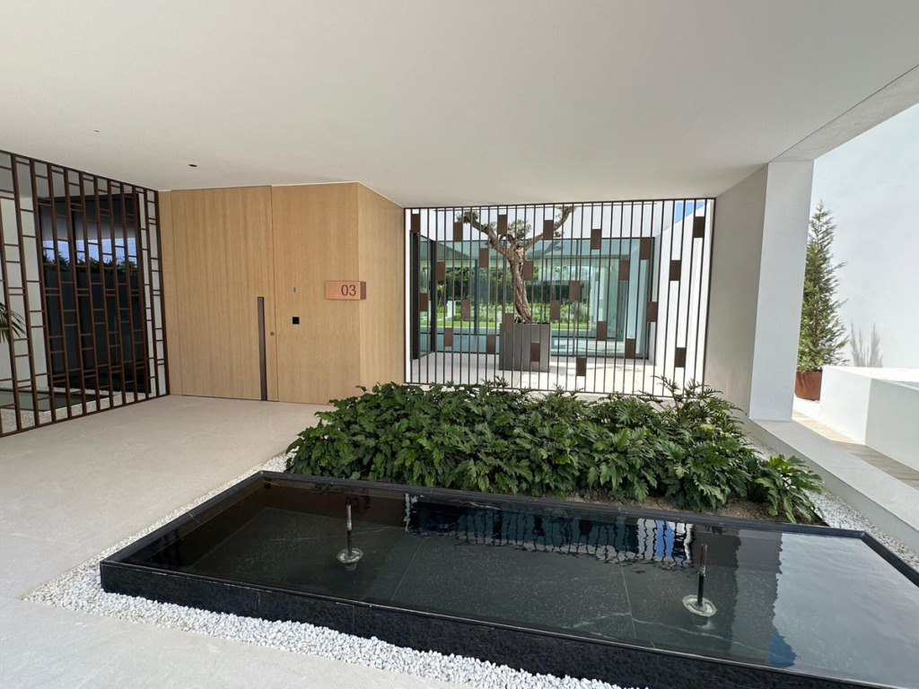 Semi-Detached House — Marbella