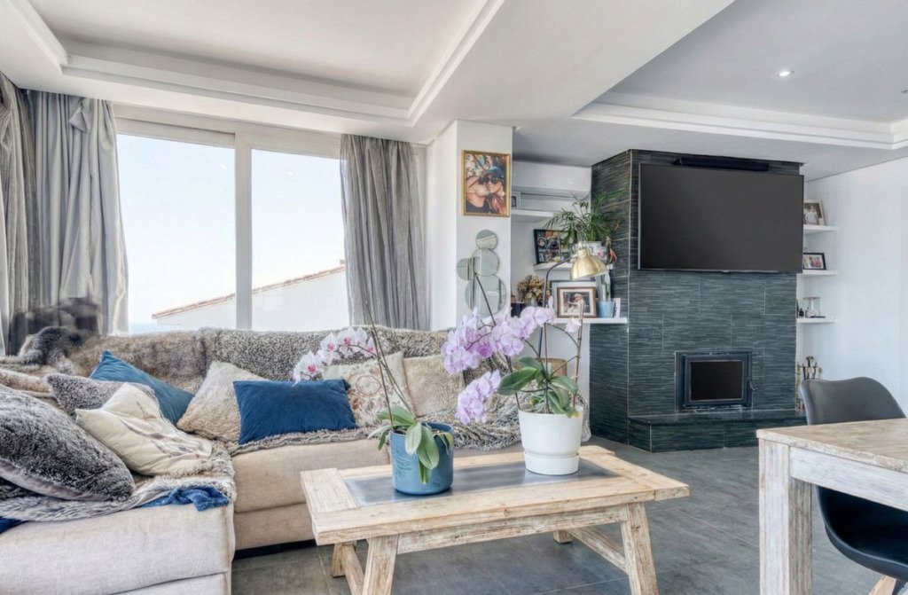 Villa – Chalet — Estepona