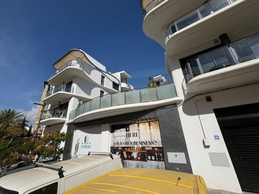 Бизнес — Estepona