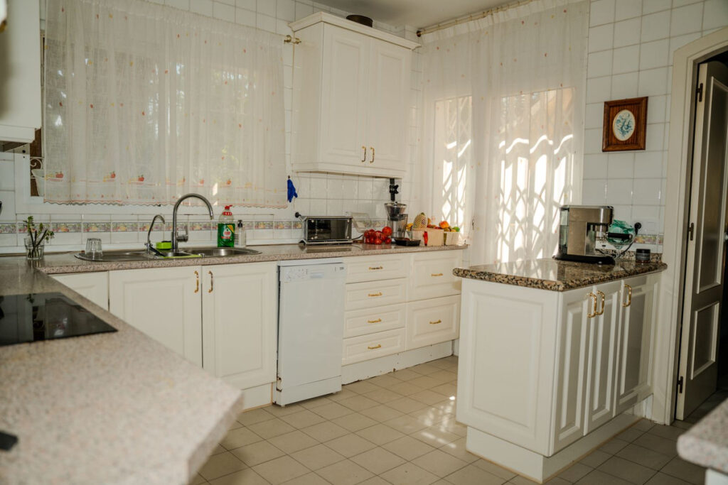 Villa – Chalet — Elviria