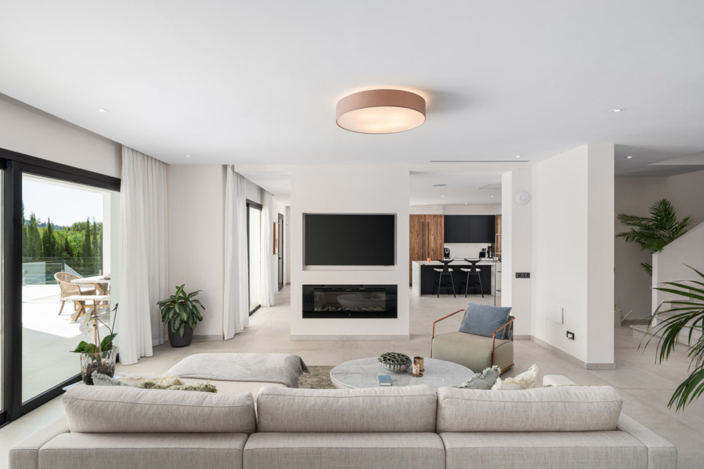 Detached Villa — Elviria