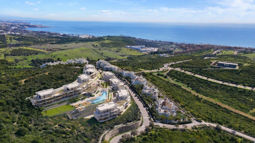 Апартамент средний этаж — Casares