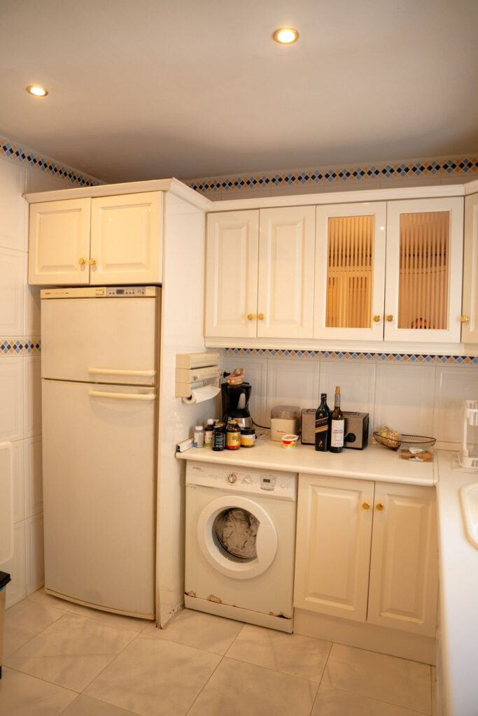 Middle Floor Apartment — Puerto Banús