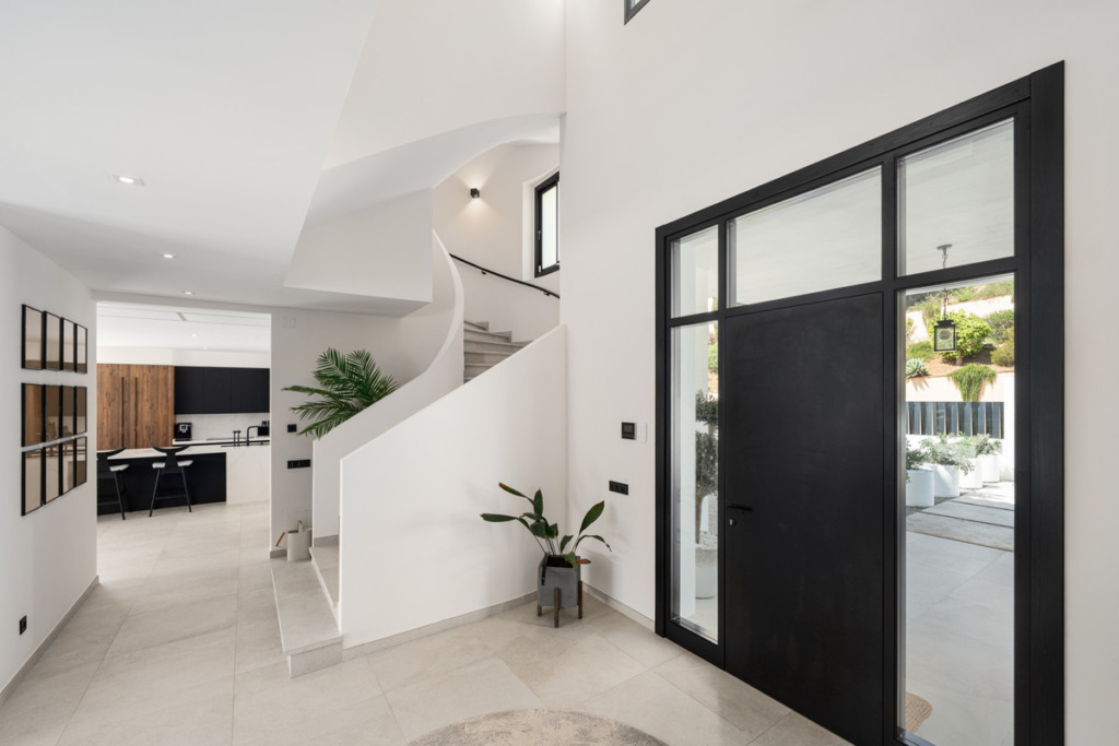 Detached Villa — Elviria