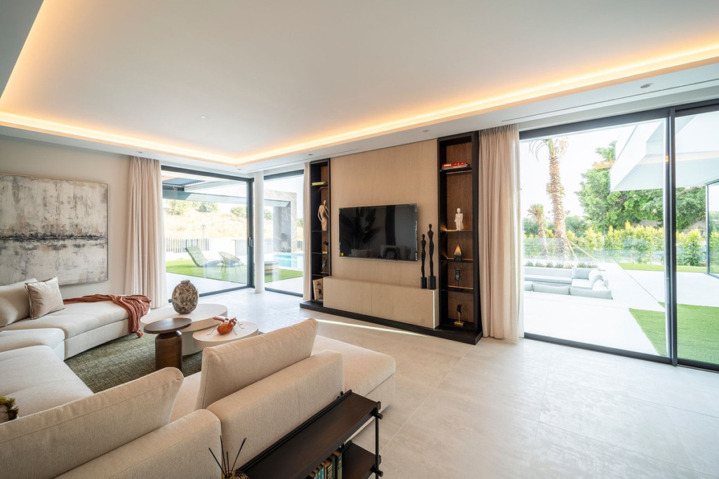 Вилла/Шале — Estepona